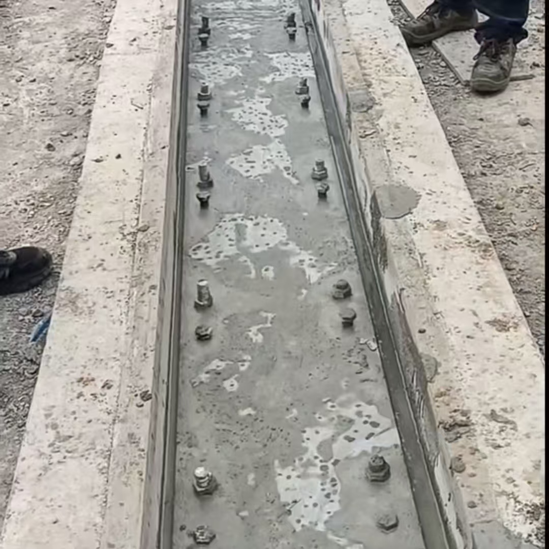 保康港口码头起重机龙门吊重型机械设备稳固用早强快凝轨道胶泥